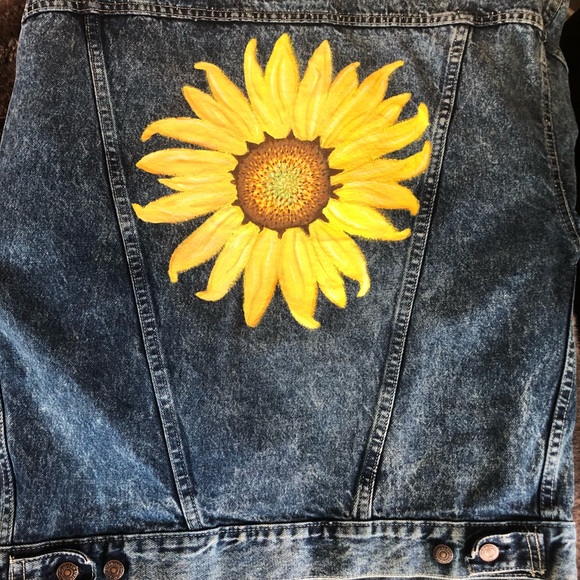 Vintage Jean Jacket with hand painted sunflower - Picture 3 of 5